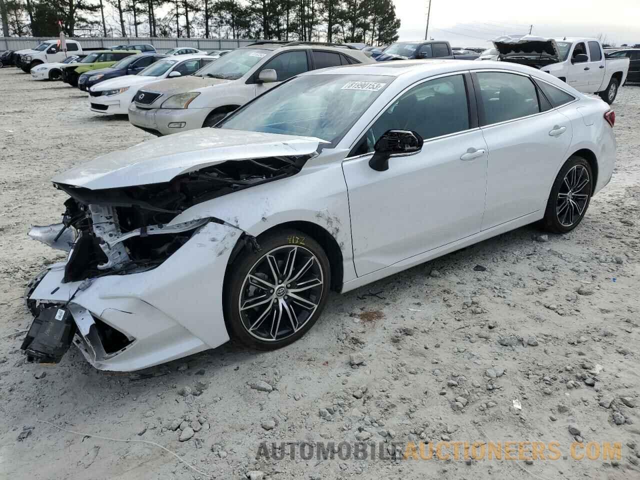 4T1BZ1FB5KU021995 TOYOTA AVALON 2019