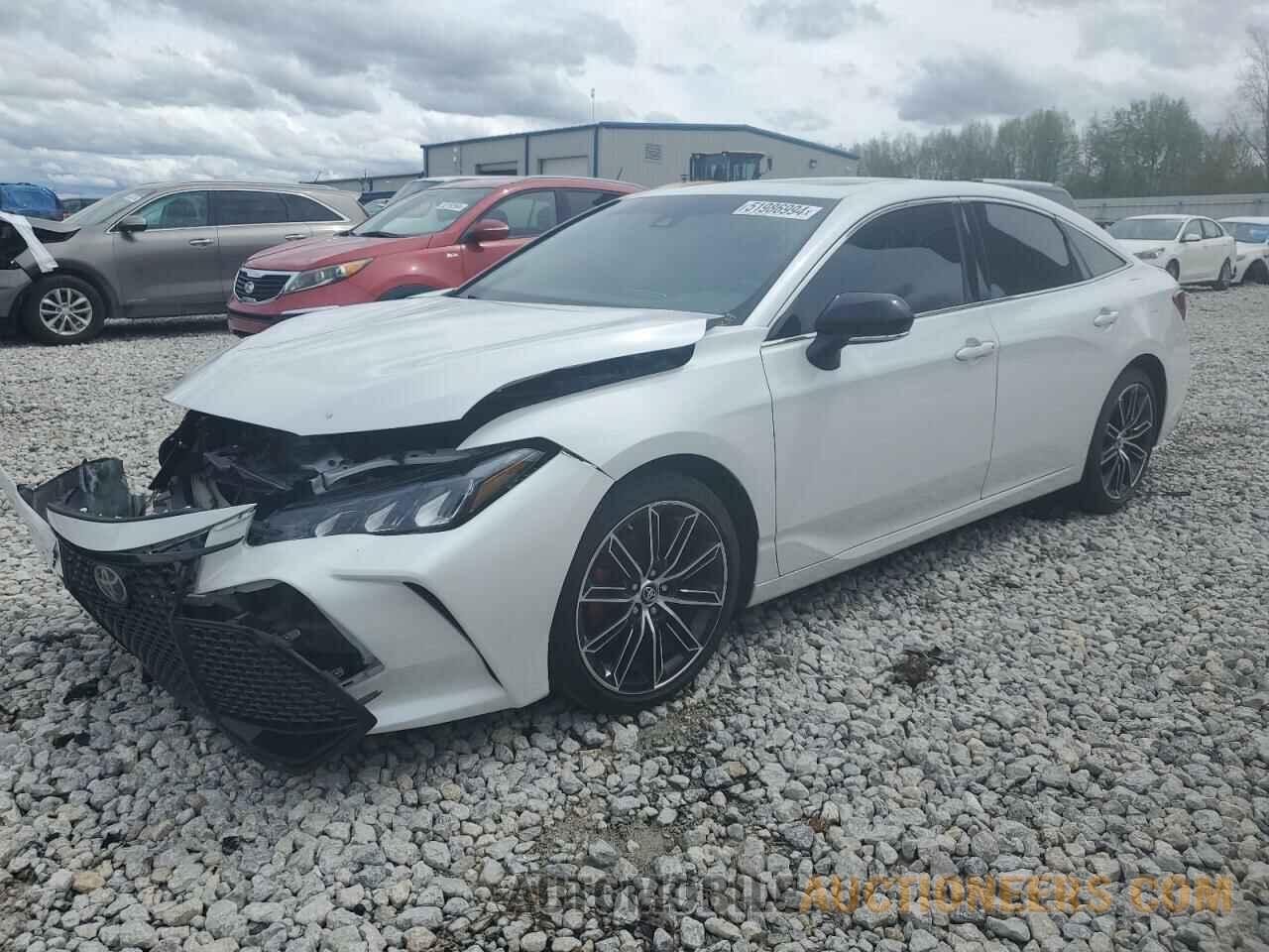 4T1BZ1FB6KU015882 TOYOTA AVALON 2019