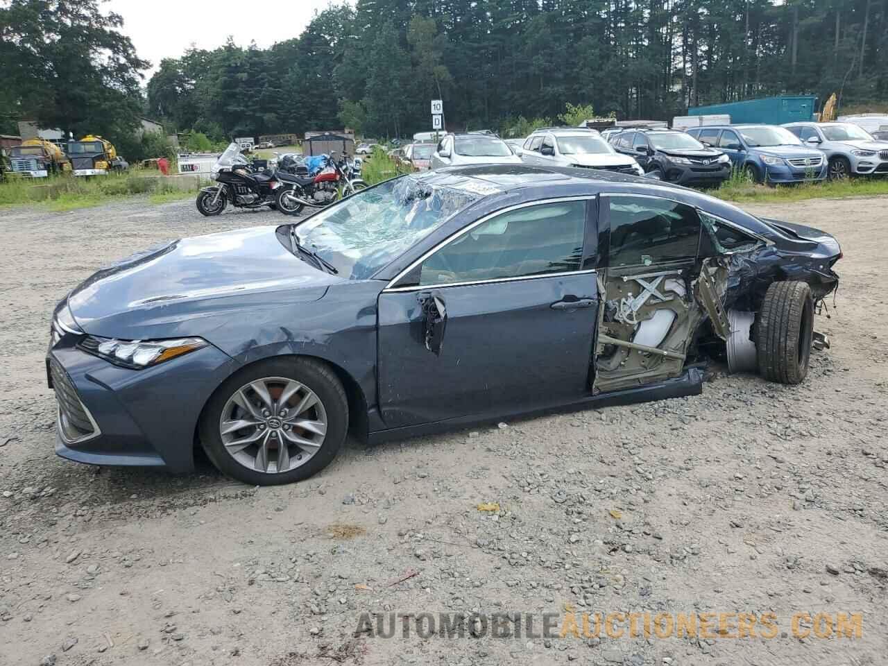 4T1BZ1FB8KU016208 TOYOTA AVALON 2019