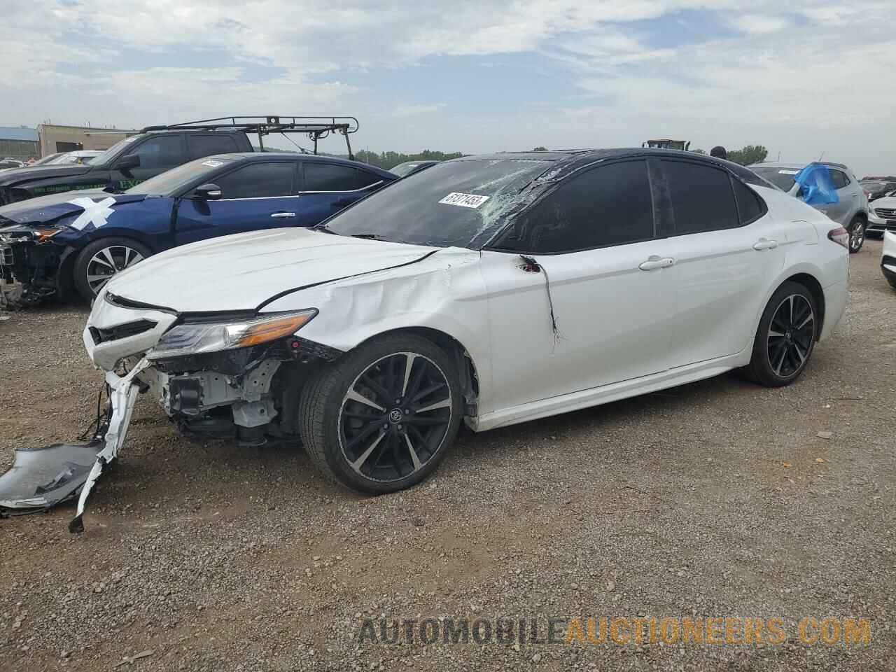 4T1BZ1HK0JU010804 TOYOTA CAMRY 2018