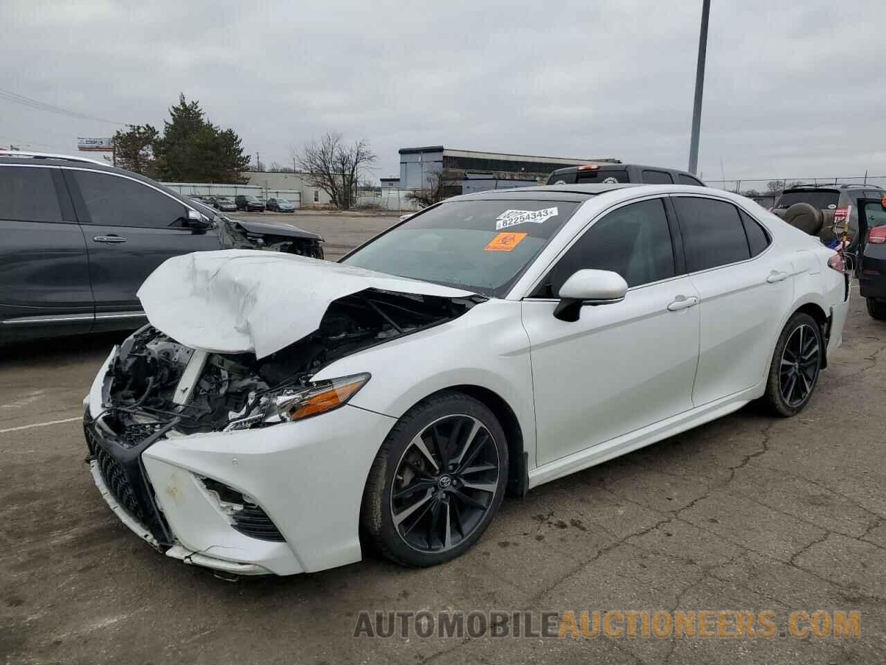 4T1BZ1HK0JU016926 TOYOTA CAMRY 2018