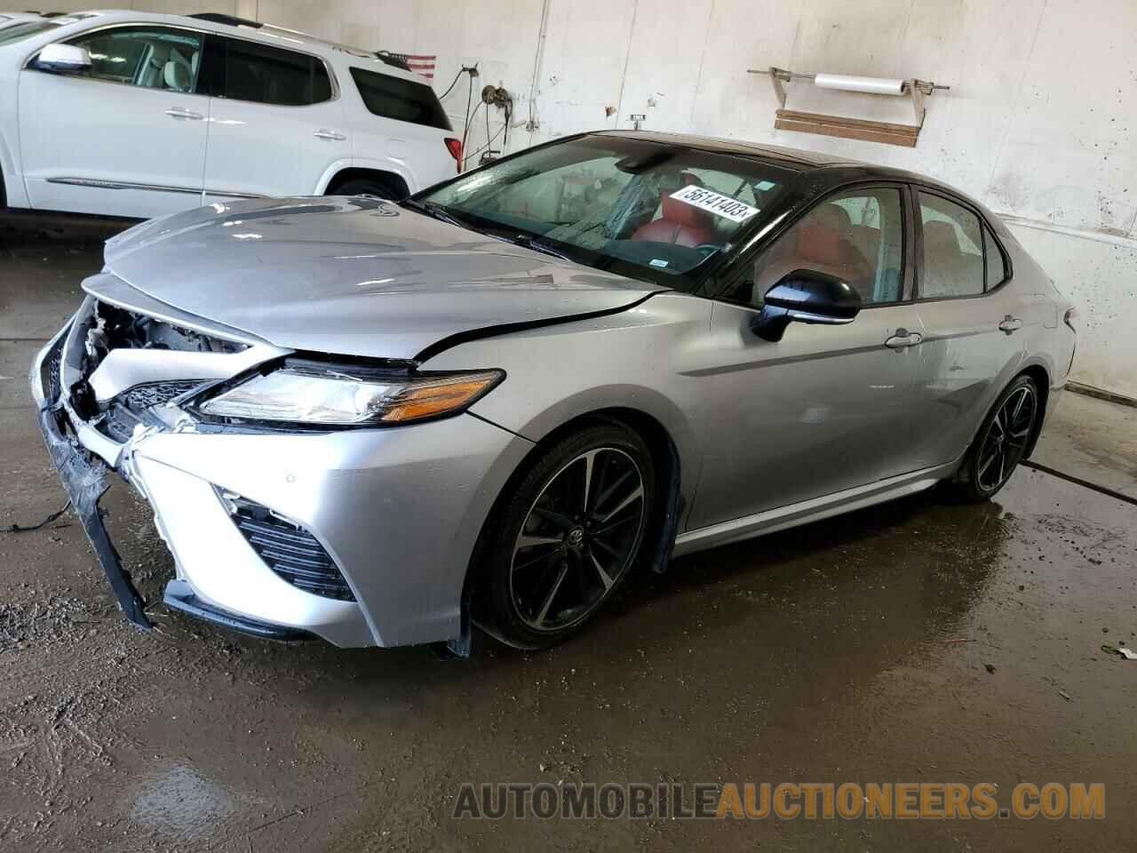 4T1BZ1HK0JU018658 TOYOTA CAMRY 2018