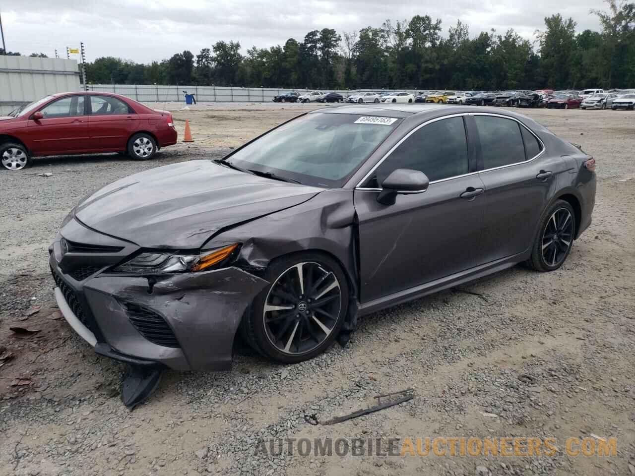 4T1BZ1HK0JU019647 TOYOTA CAMRY 2018