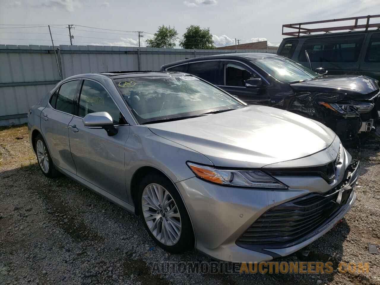 4T1BZ1HK0JU500935 TOYOTA CAMRY 2018