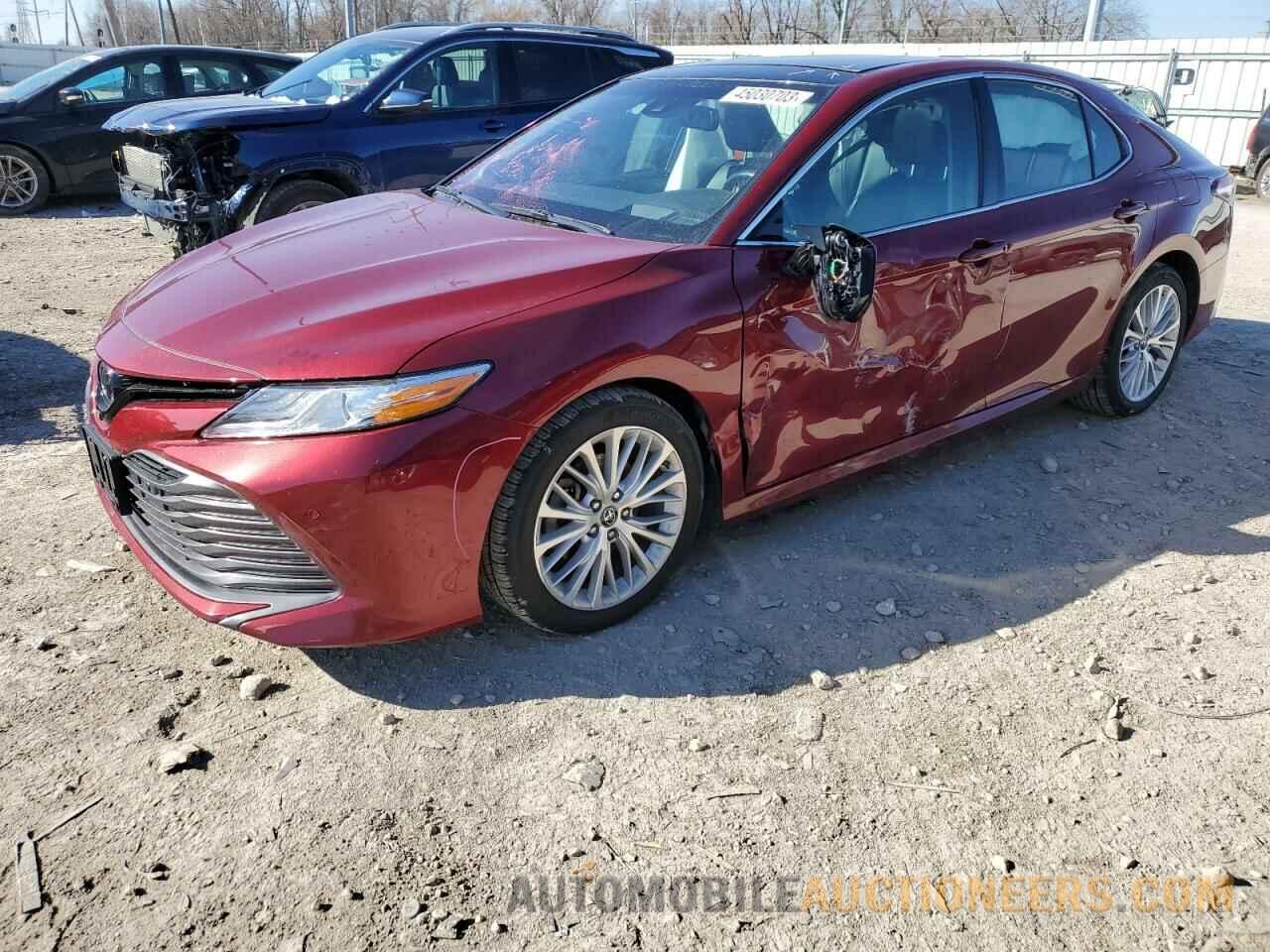 4T1BZ1HK0JU505519 TOYOTA CAMRY 2018