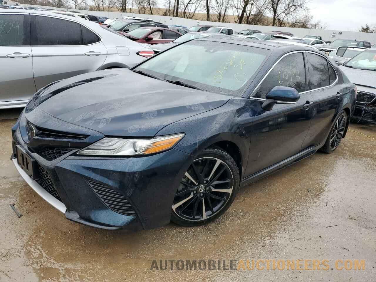 4T1BZ1HK0JU506315 TOYOTA CAMRY 2018