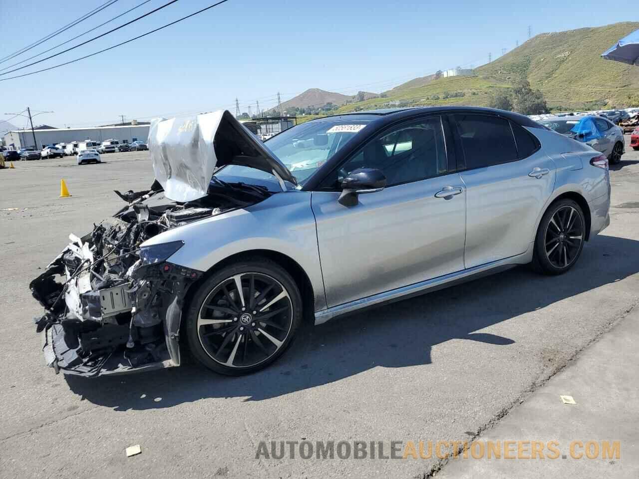 4T1BZ1HK1JU005241 TOYOTA CAMRY 2018