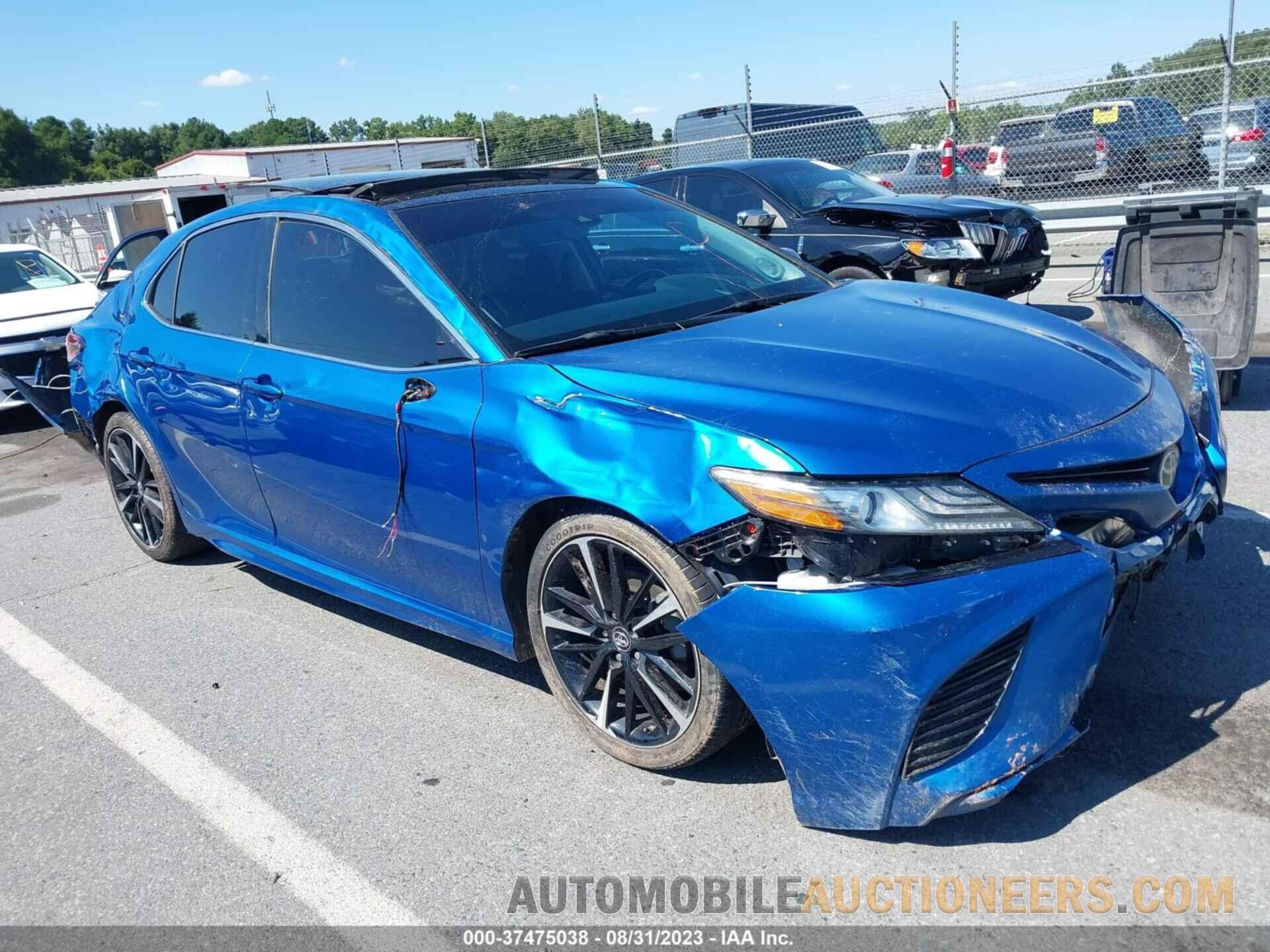 4T1BZ1HK1JU009273 TOYOTA CAMRY 2018