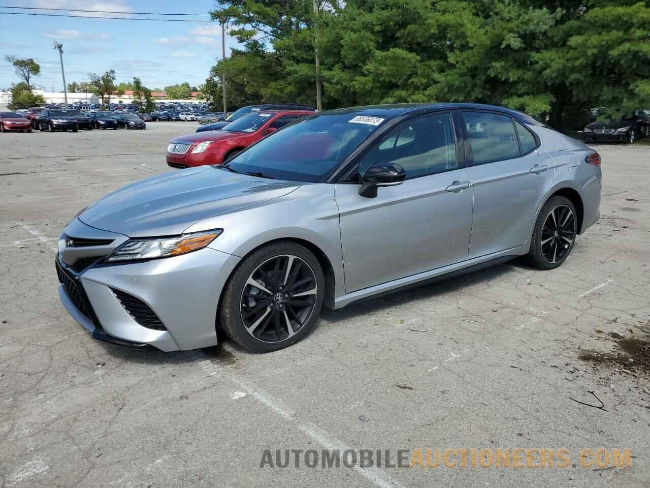 4T1BZ1HK1JU011444 TOYOTA CAMRY 2018