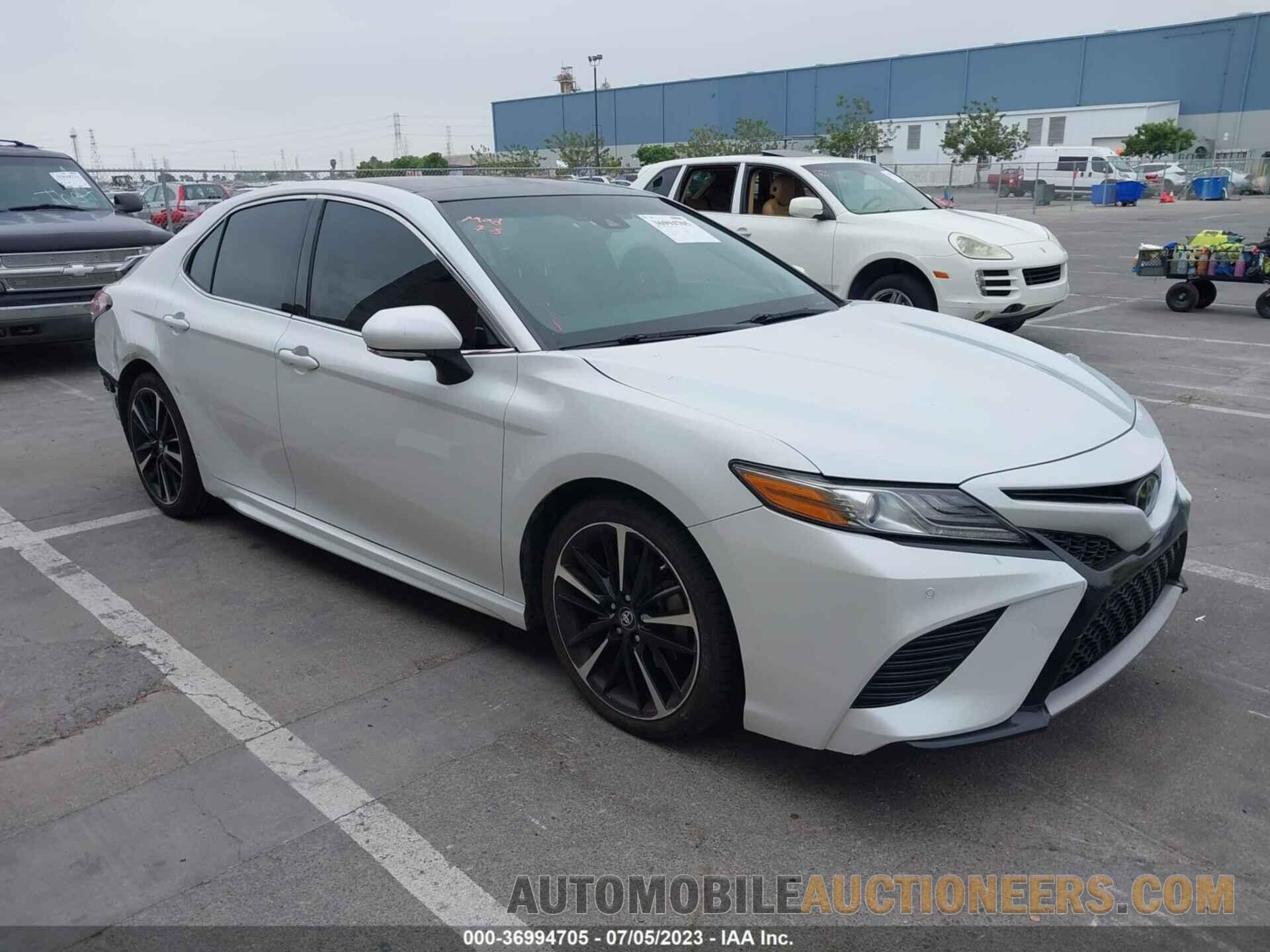 4T1BZ1HK1JU012237 TOYOTA CAMRY 2018