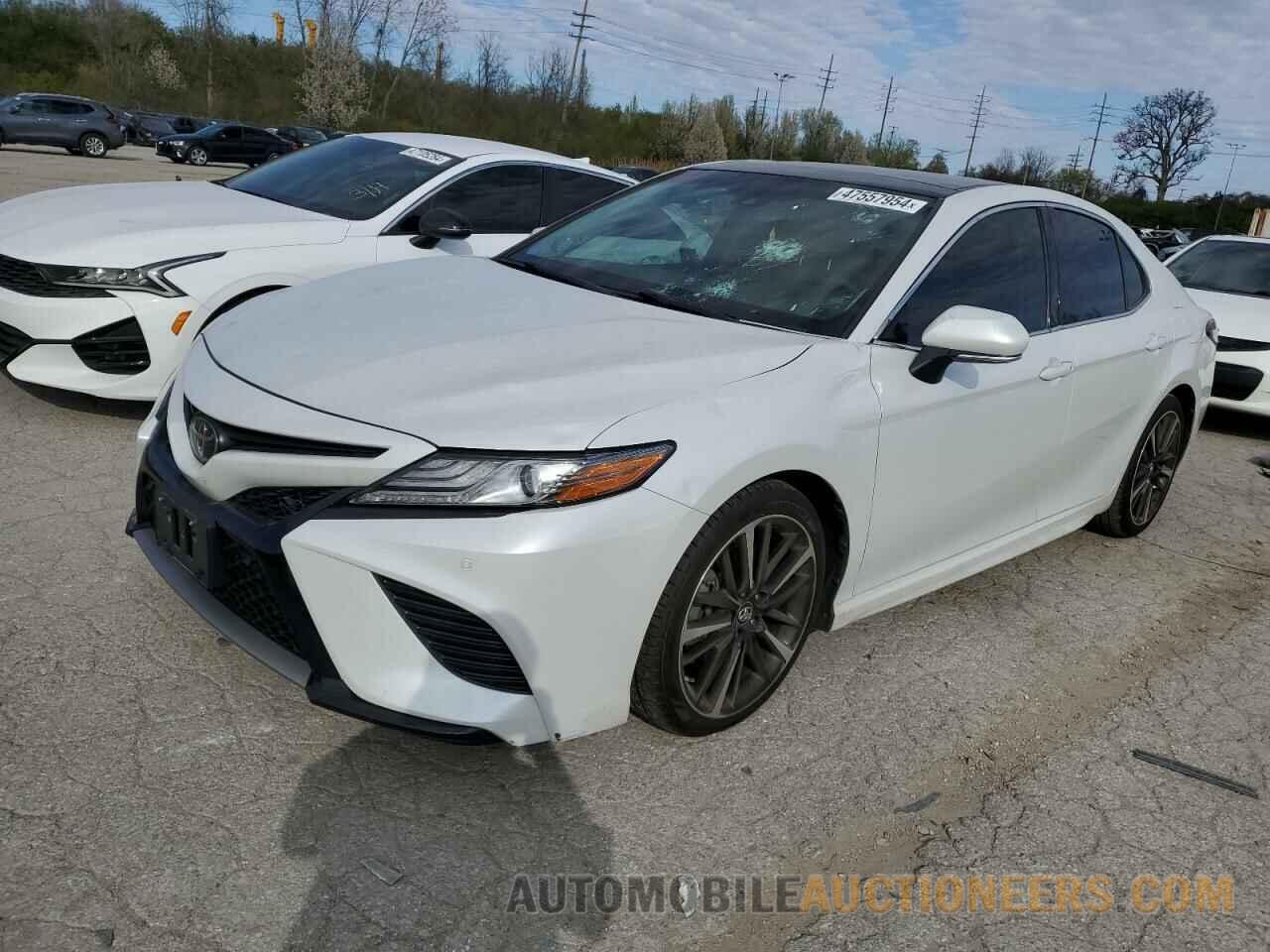 4T1BZ1HK1JU012612 TOYOTA CAMRY 2018