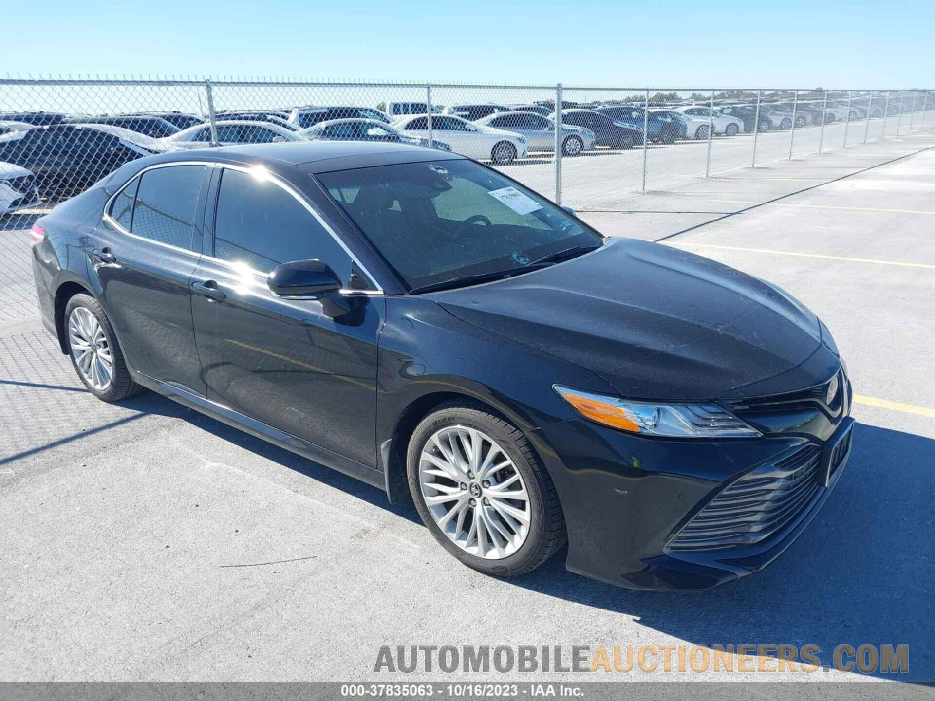 4T1BZ1HK1JU014599 TOYOTA CAMRY 2018