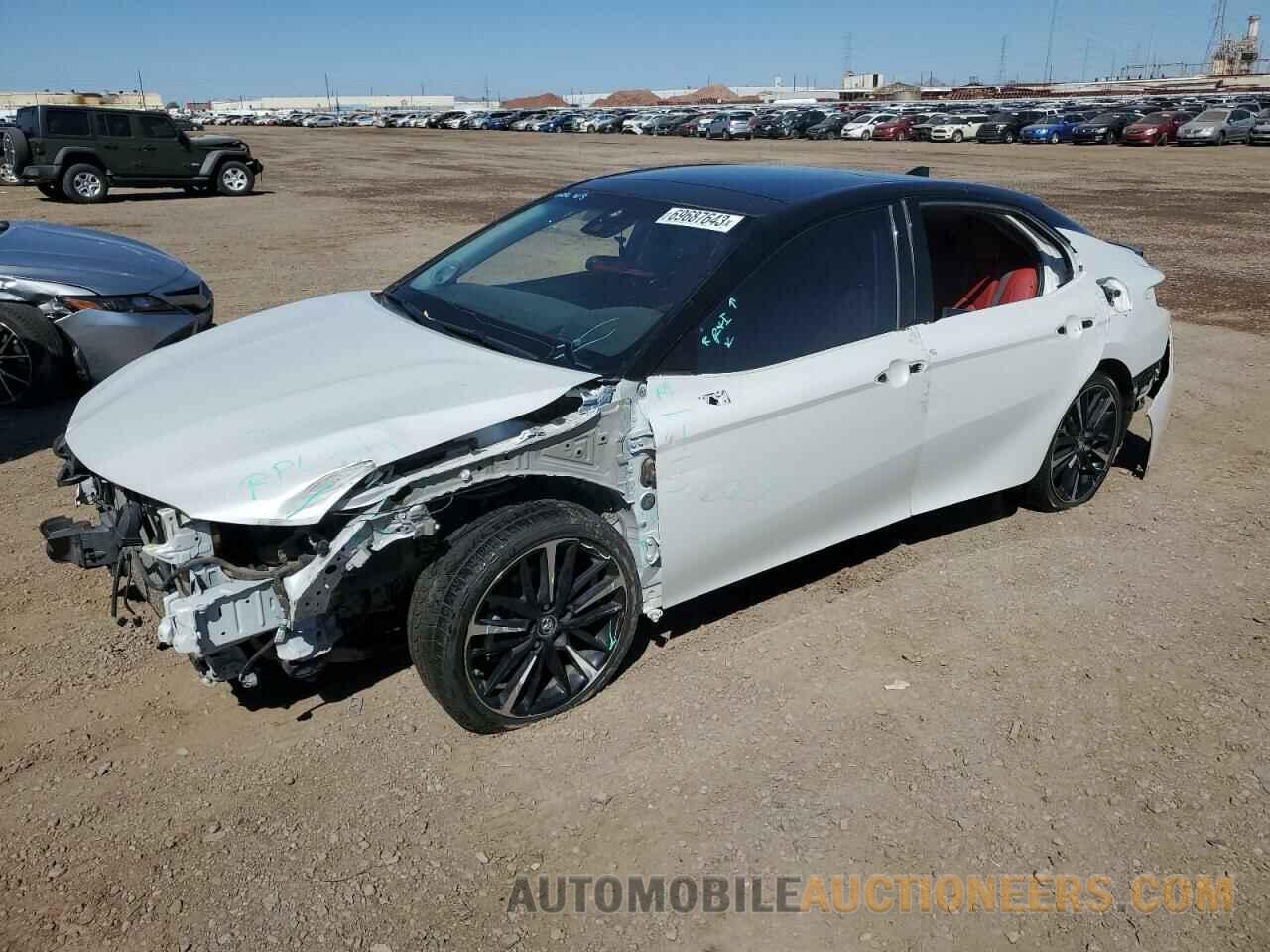 4T1BZ1HK1JU020211 TOYOTA CAMRY 2018