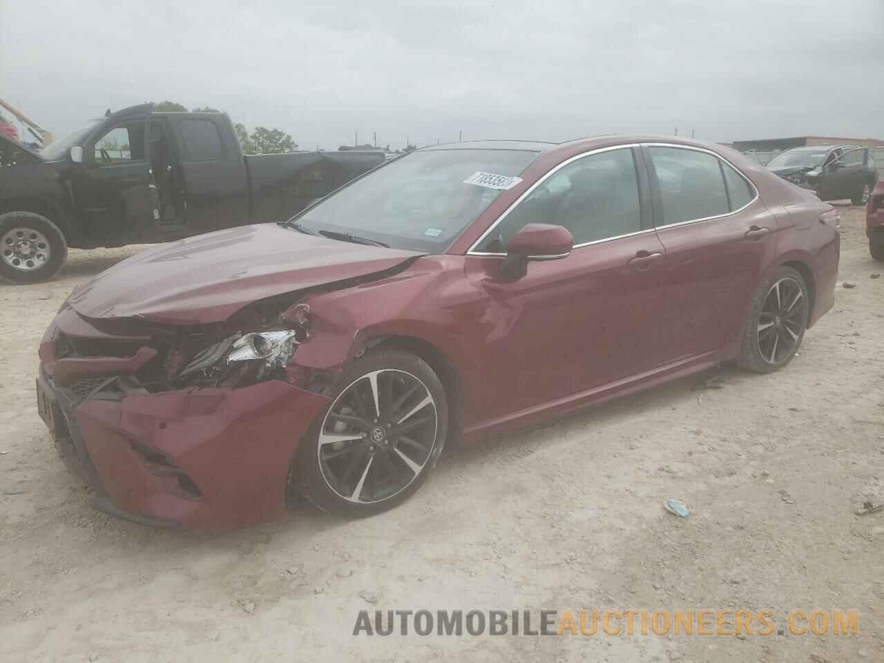 4T1BZ1HK1JU500071 TOYOTA CAMRY 2018