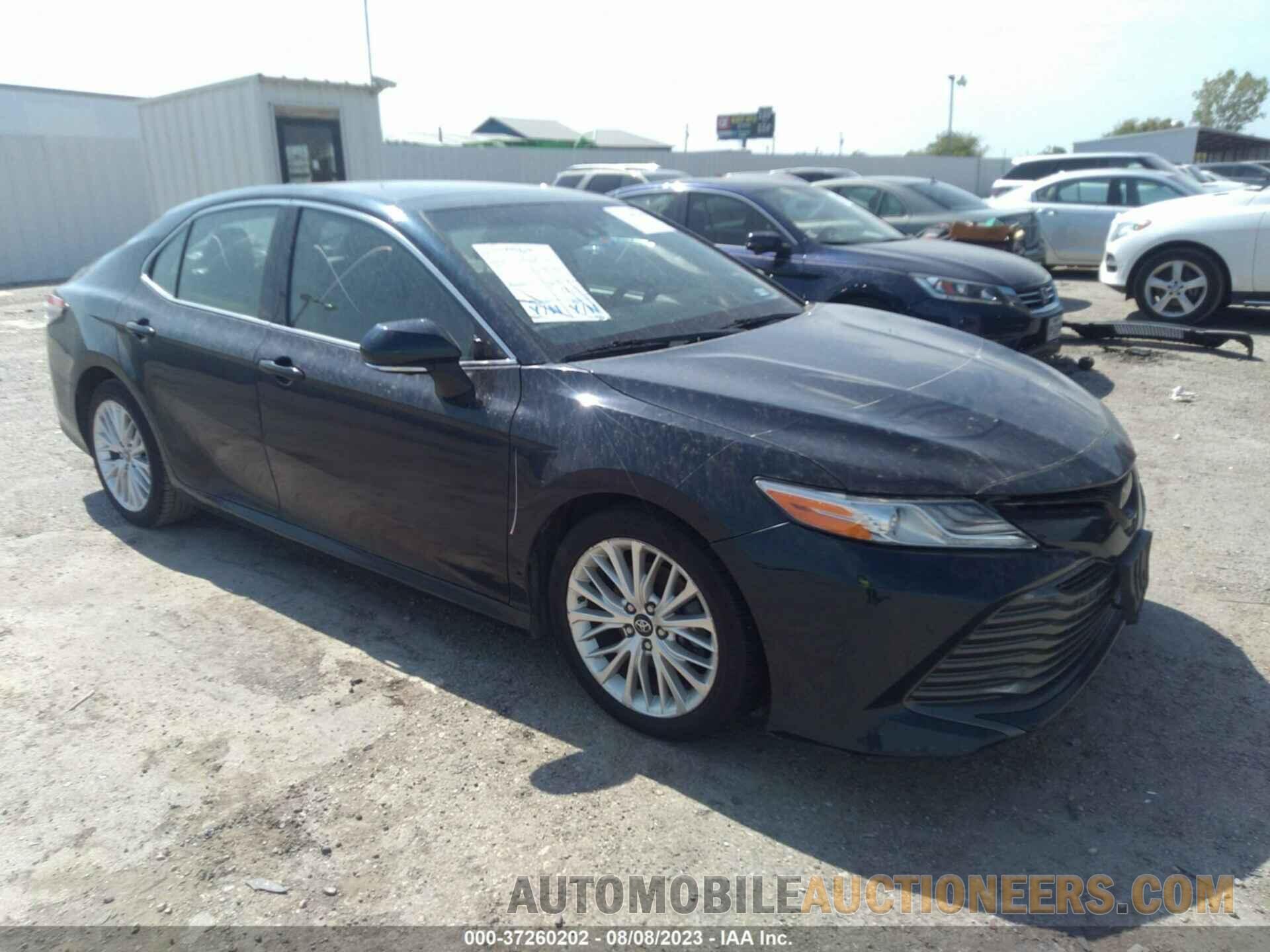 4T1BZ1HK1JU500104 TOYOTA CAMRY 2018