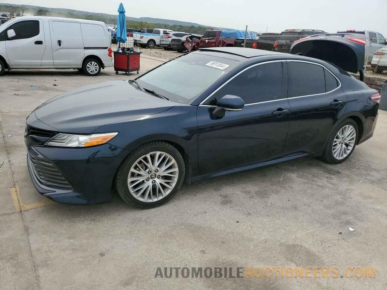 4T1BZ1HK1JU503844 TOYOTA CAMRY 2018