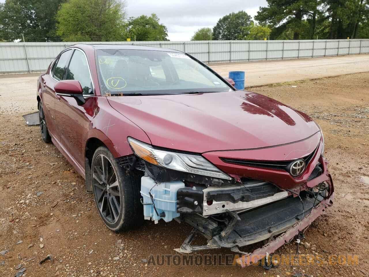 4T1BZ1HK1JU504038 TOYOTA CAMRY 2018