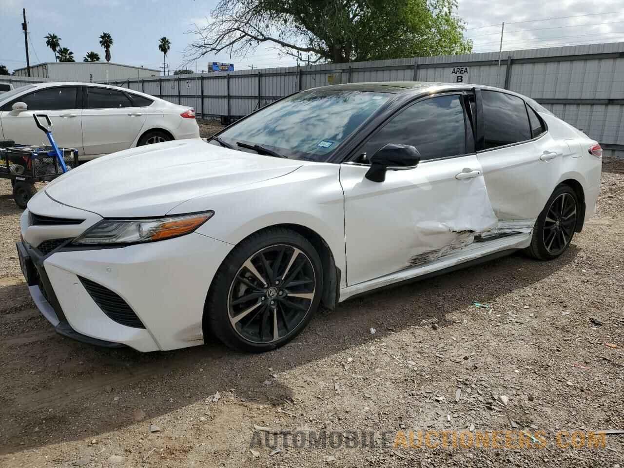 4T1BZ1HK1KU032960 TOYOTA CAMRY 2019