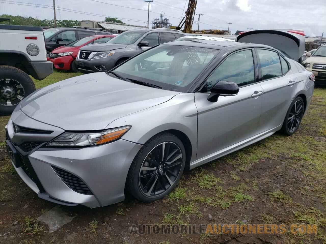 4T1BZ1HK2JU003689 TOYOTA CAMRY 2018