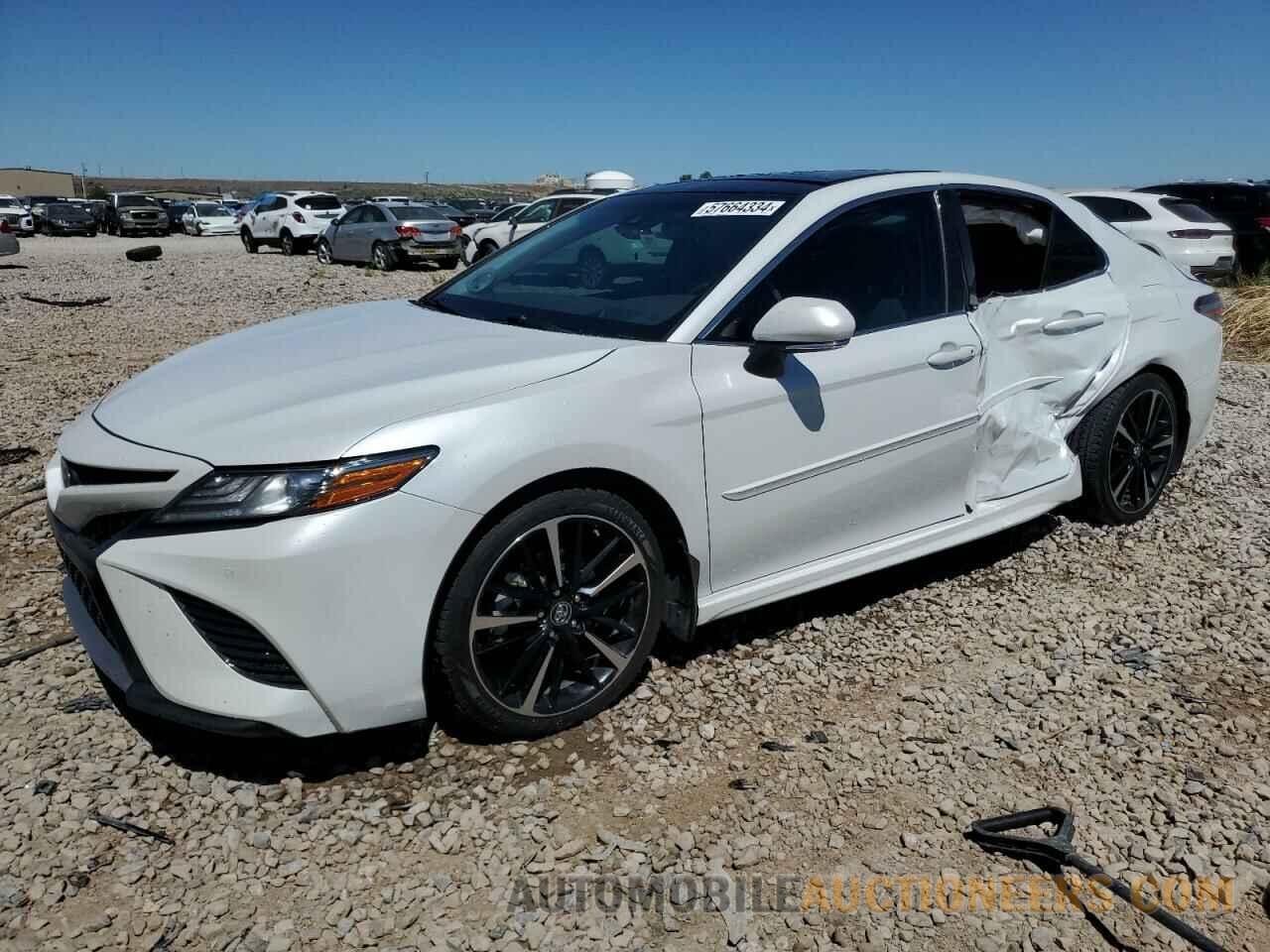 4T1BZ1HK2JU008715 TOYOTA CAMRY 2018