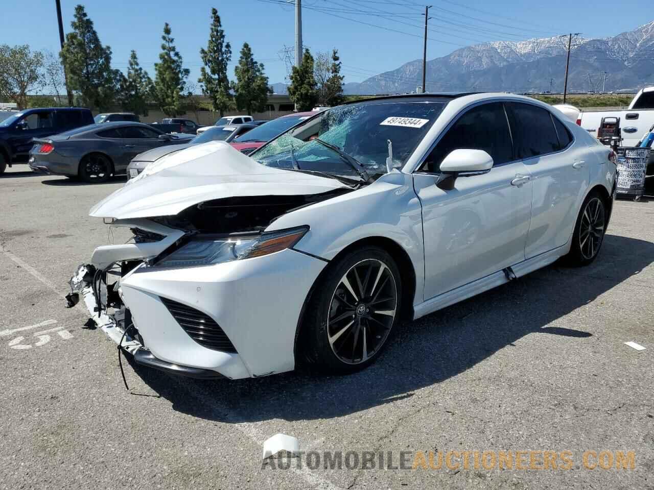 4T1BZ1HK2JU012697 TOYOTA CAMRY 2018