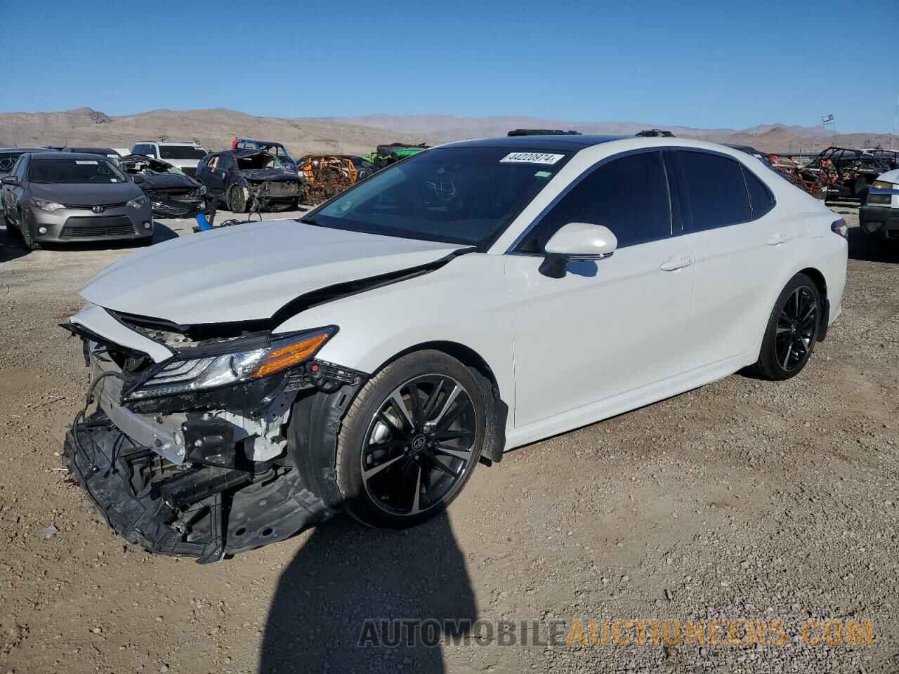 4T1BZ1HK2JU015129 TOYOTA CAMRY 2018