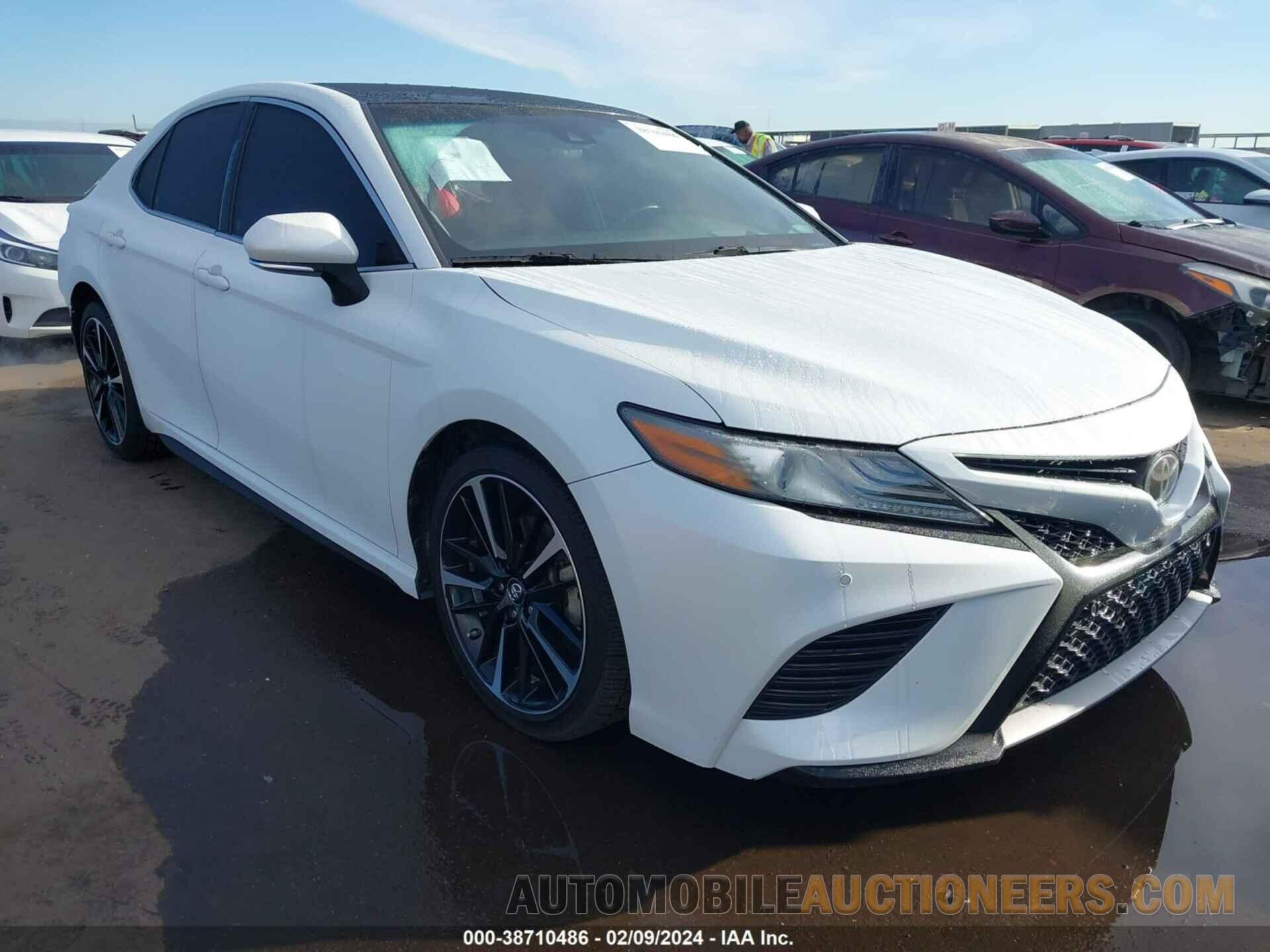 4T1BZ1HK2JU016734 TOYOTA CAMRY 2018