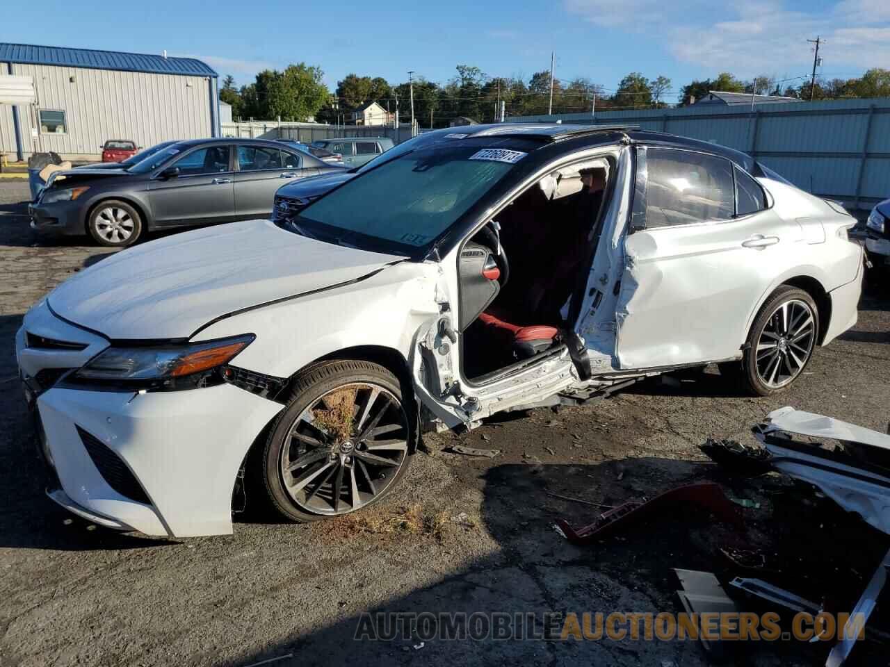 4T1BZ1HK2JU017771 TOYOTA CAMRY 2018