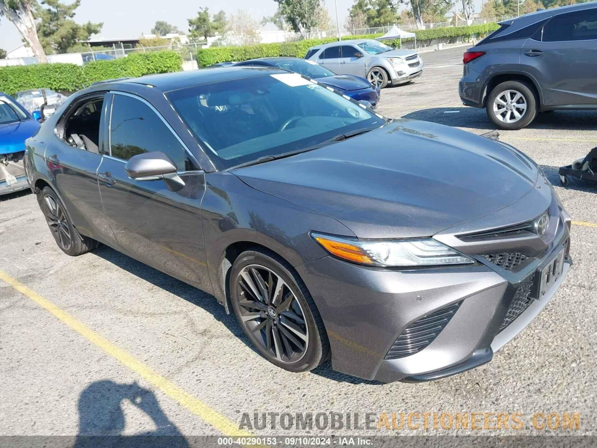 4T1BZ1HK2JU019455 TOYOTA CAMRY 2018