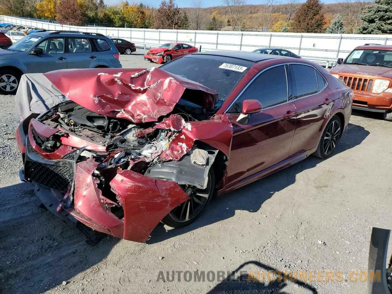 4T1BZ1HK2JU502167 TOYOTA CAMRY 2018