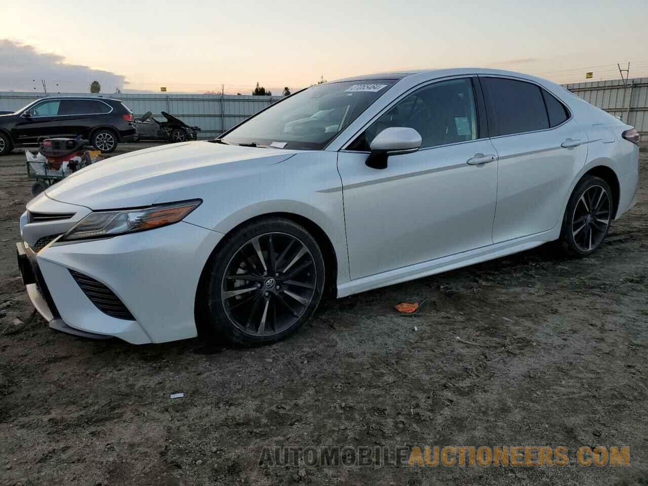 4T1BZ1HK2KU031087 TOYOTA CAMRY 2019