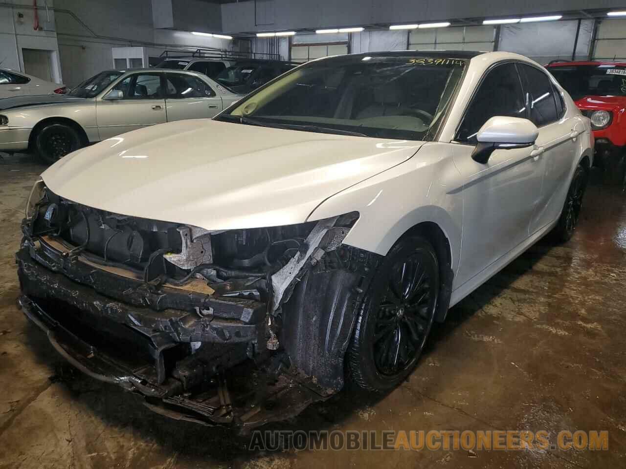 4T1BZ1HK3JU002146 TOYOTA CAMRY 2018