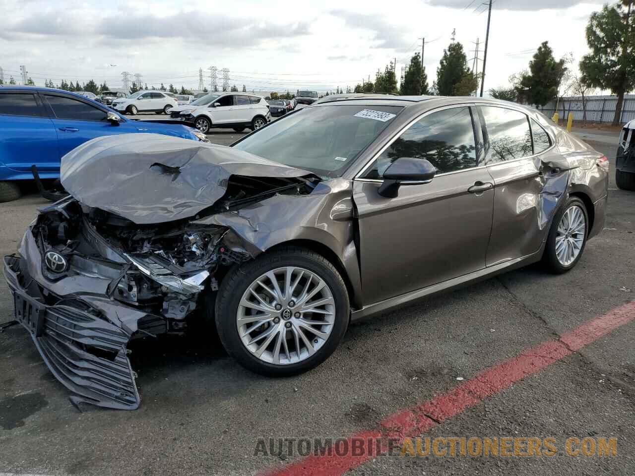 4T1BZ1HK3JU002678 TOYOTA CAMRY 2018