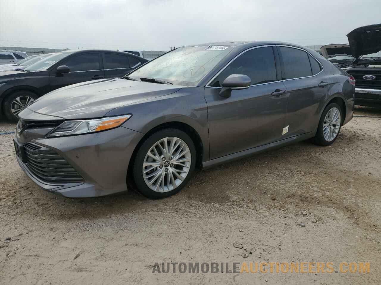 4T1BZ1HK3JU006908 TOYOTA CAMRY 2018