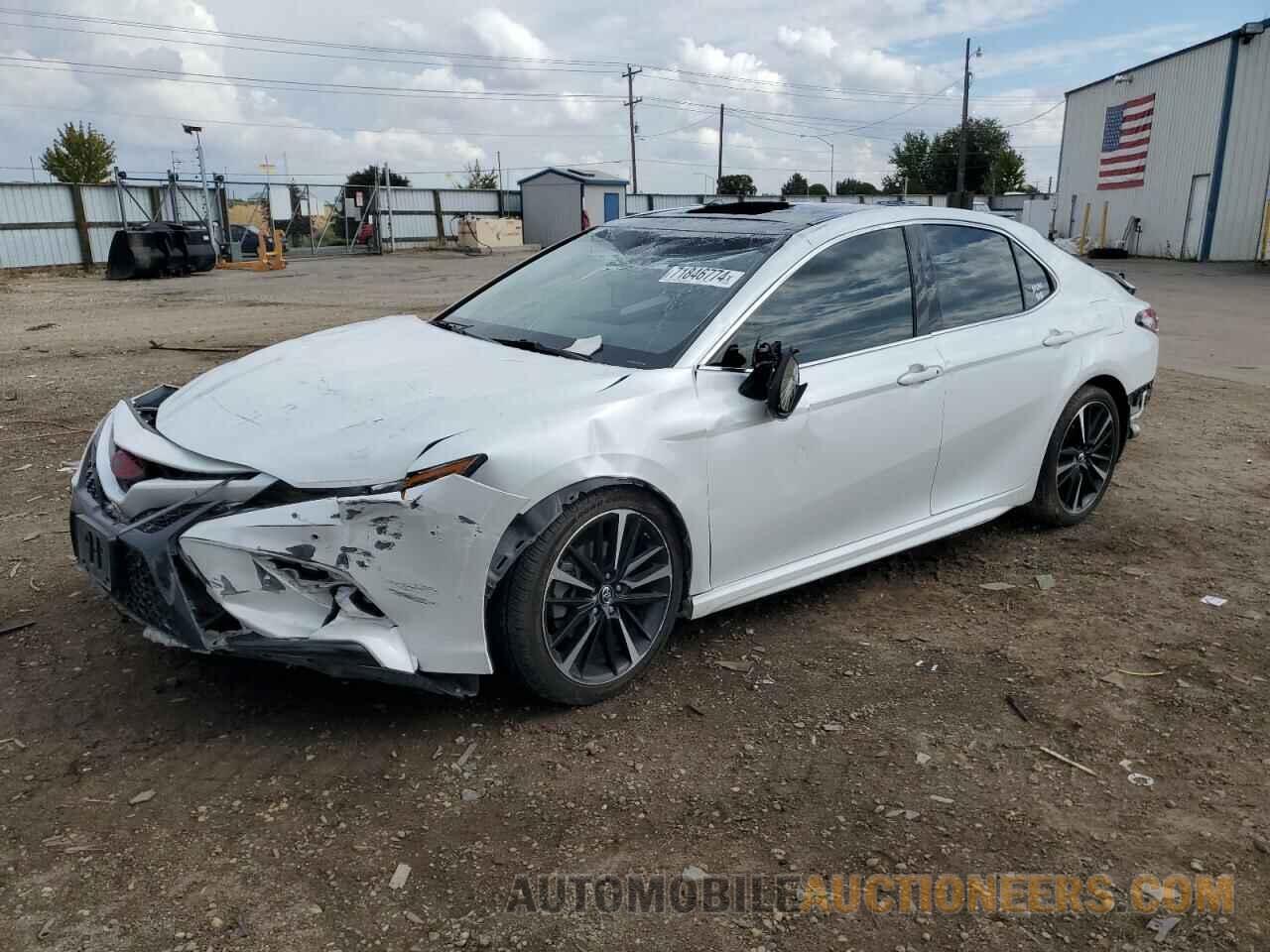 4T1BZ1HK3JU012319 TOYOTA CAMRY 2018