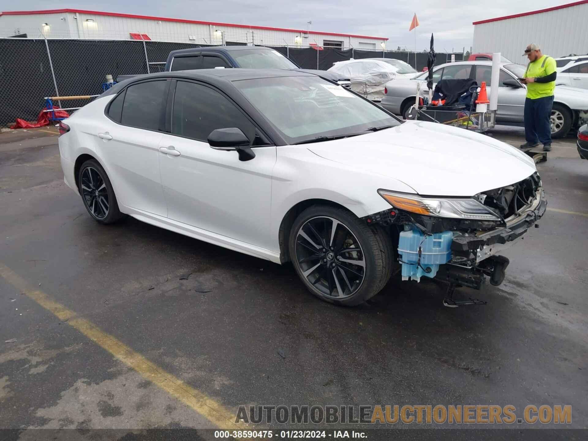 4T1BZ1HK3JU013650 TOYOTA CAMRY 2018