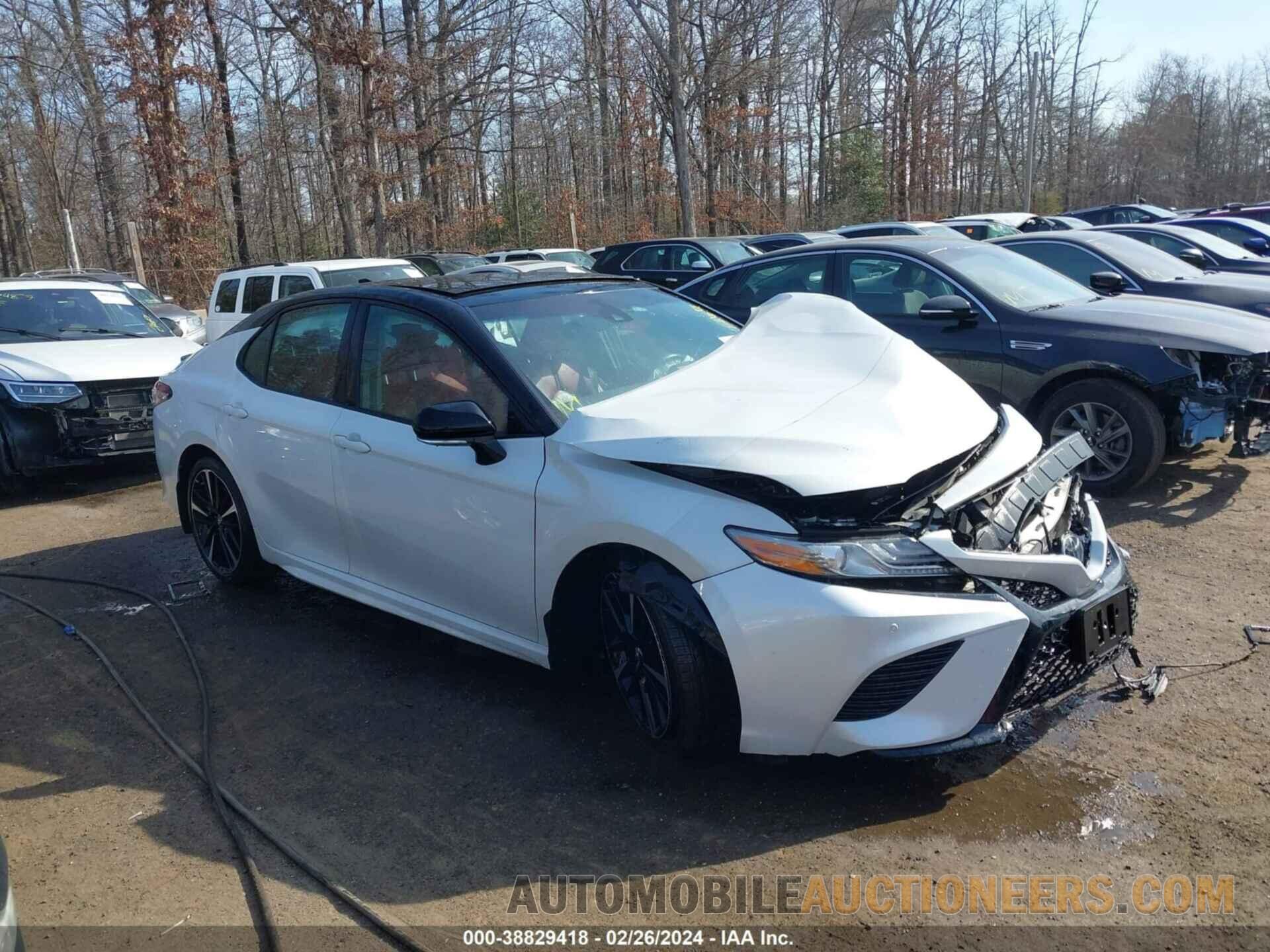 4T1BZ1HK3JU016080 TOYOTA CAMRY 2018