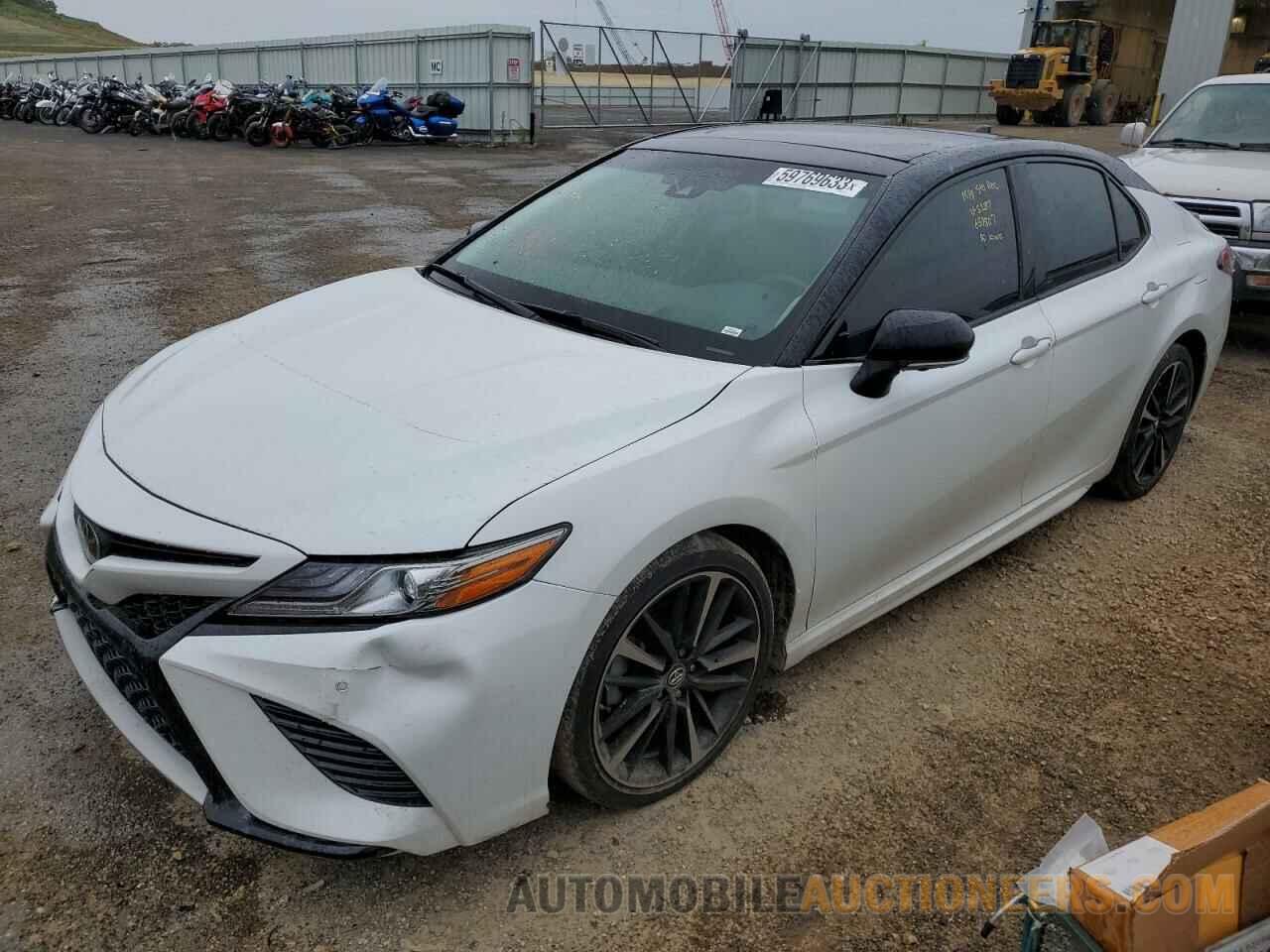 4T1BZ1HK4JU003287 TOYOTA CAMRY 2018