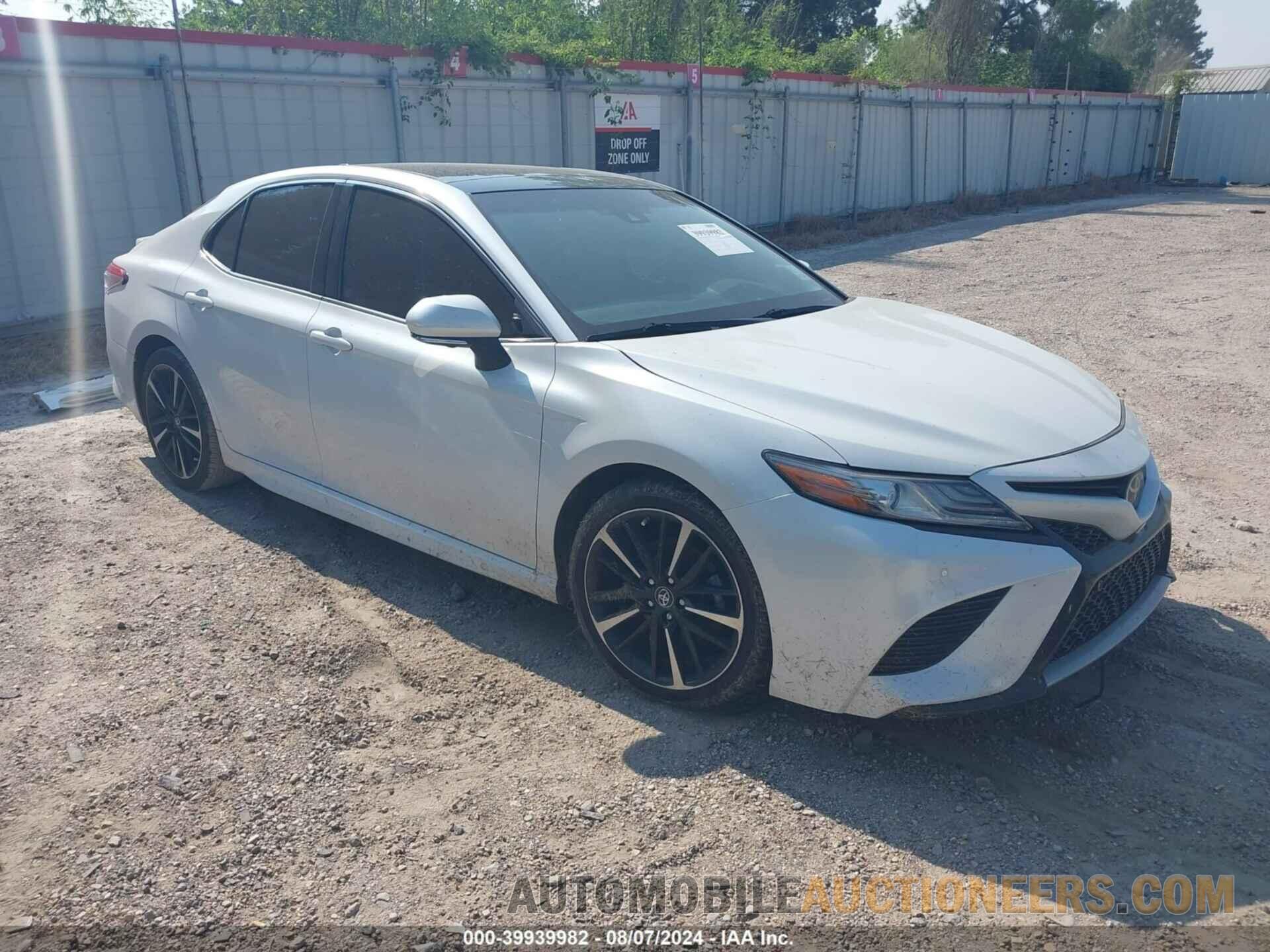 4T1BZ1HK4JU004004 TOYOTA CAMRY 2018