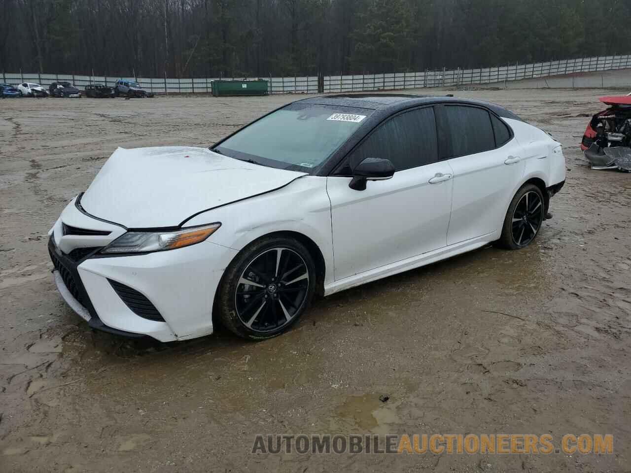 4T1BZ1HK4JU012152 TOYOTA CAMRY 2018