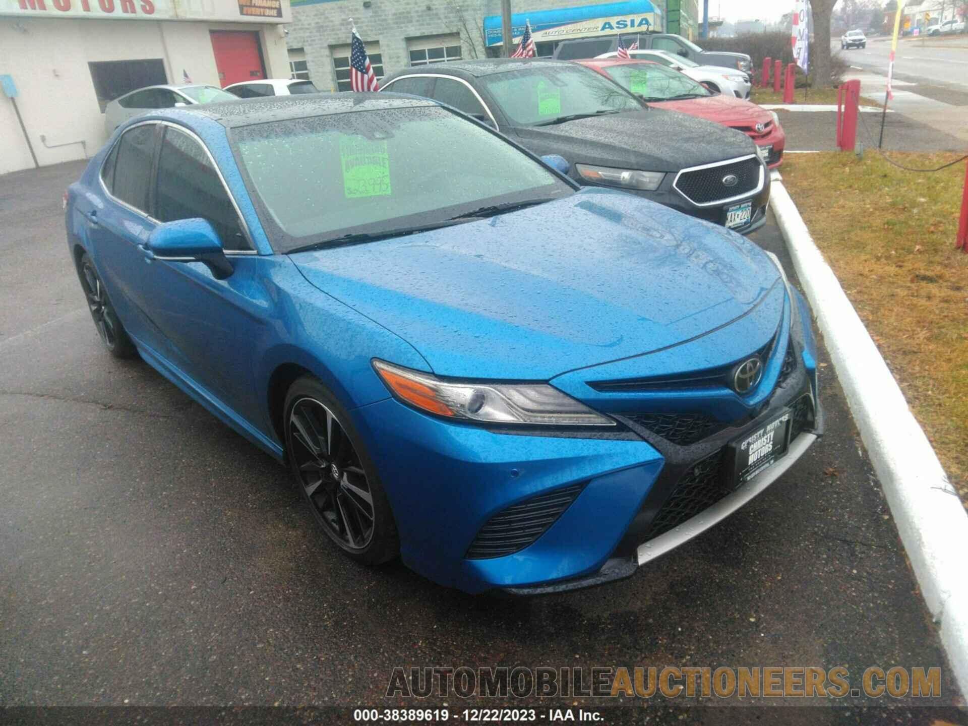 4T1BZ1HK4JU017058 TOYOTA CAMRY 2018