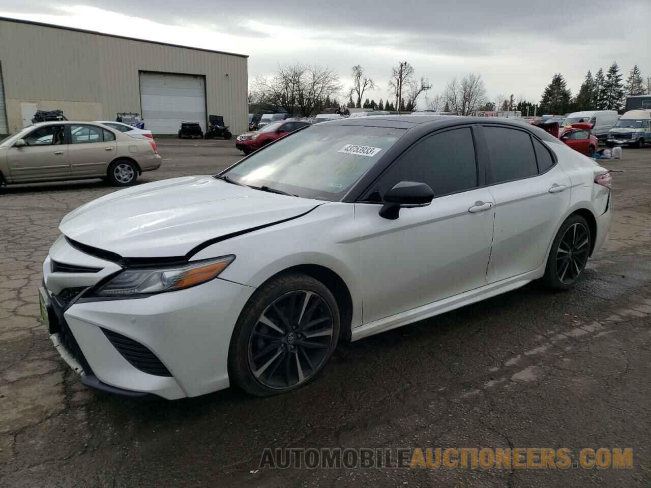 4T1BZ1HK4JU020302 TOYOTA CAMRY 2018