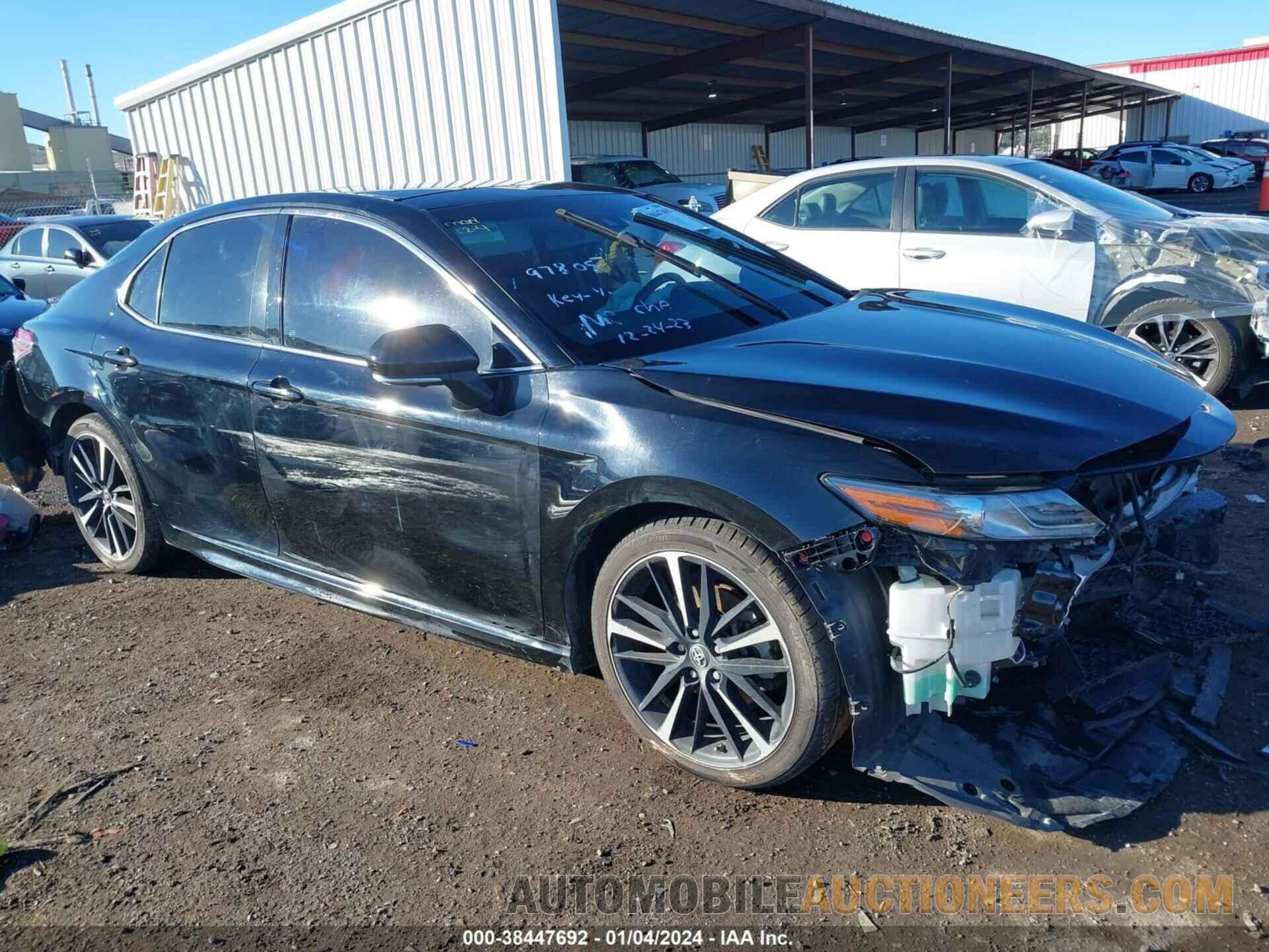 4T1BZ1HK5JU006151 TOYOTA CAMRY 2018