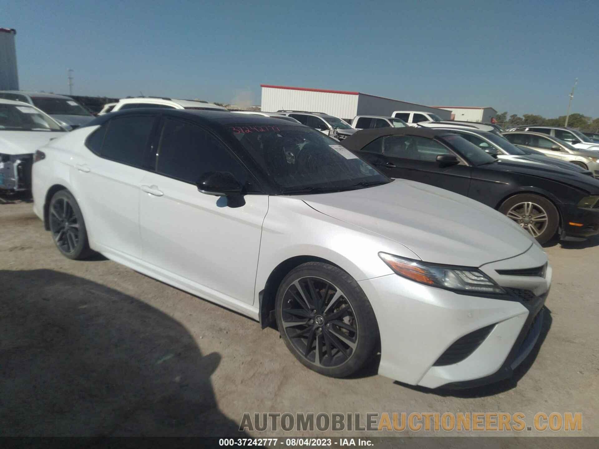 4T1BZ1HK5JU008191 TOYOTA CAMRY 2018