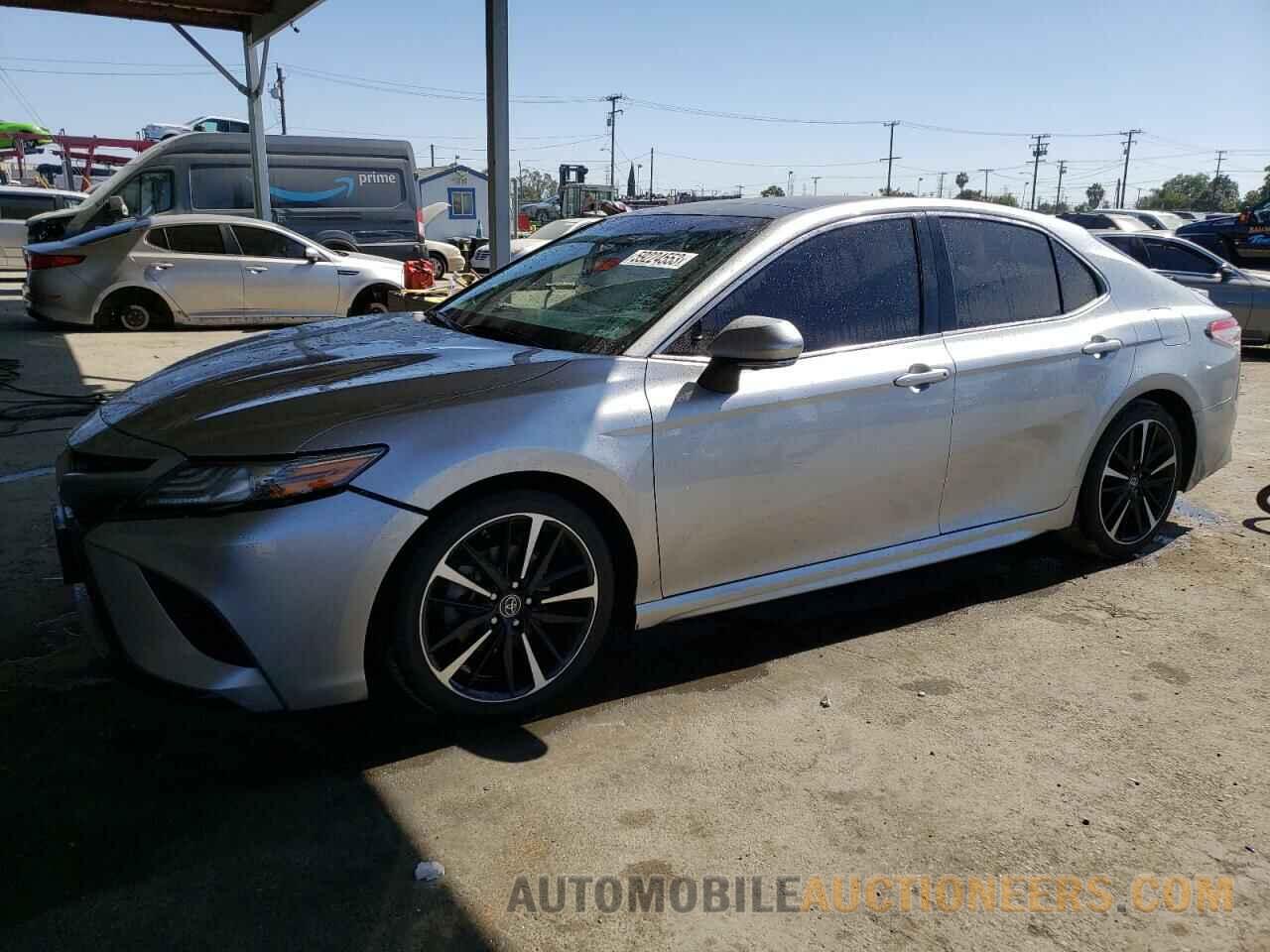 4T1BZ1HK5JU014640 TOYOTA CAMRY 2018