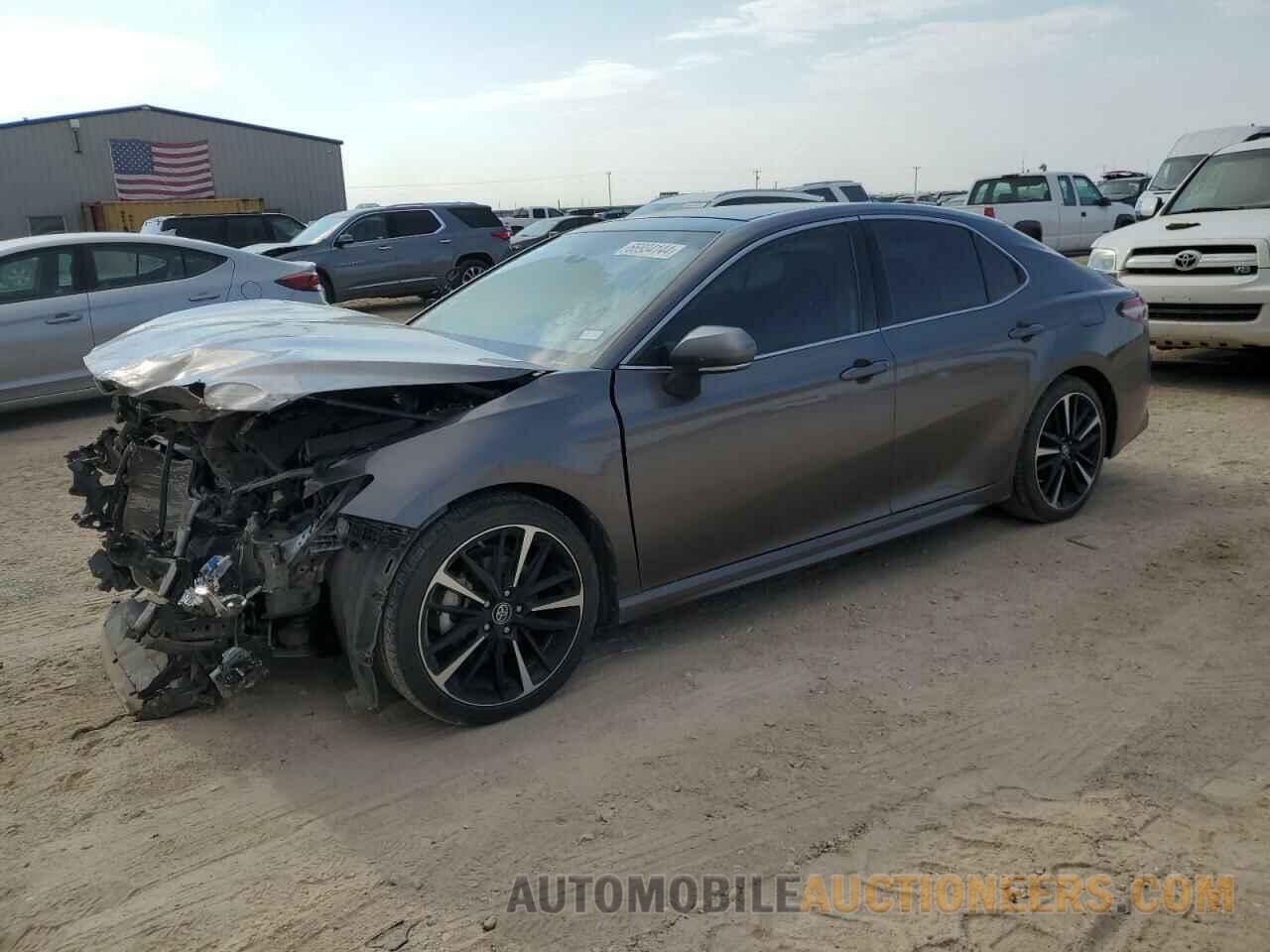 4T1BZ1HK5JU019465 TOYOTA CAMRY 2018