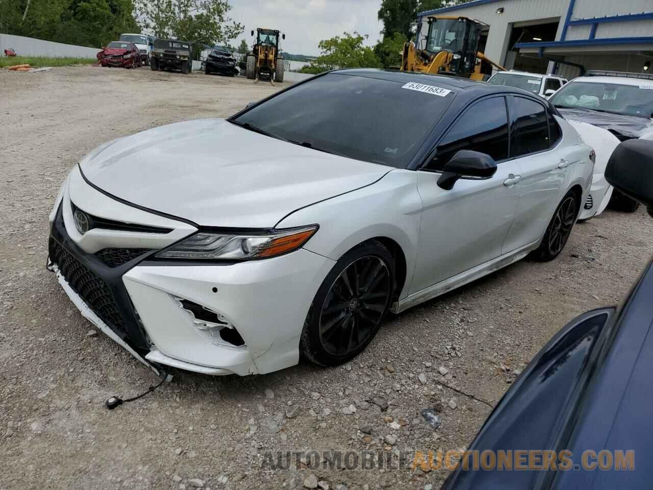 4T1BZ1HK6JU004019 TOYOTA CAMRY 2018