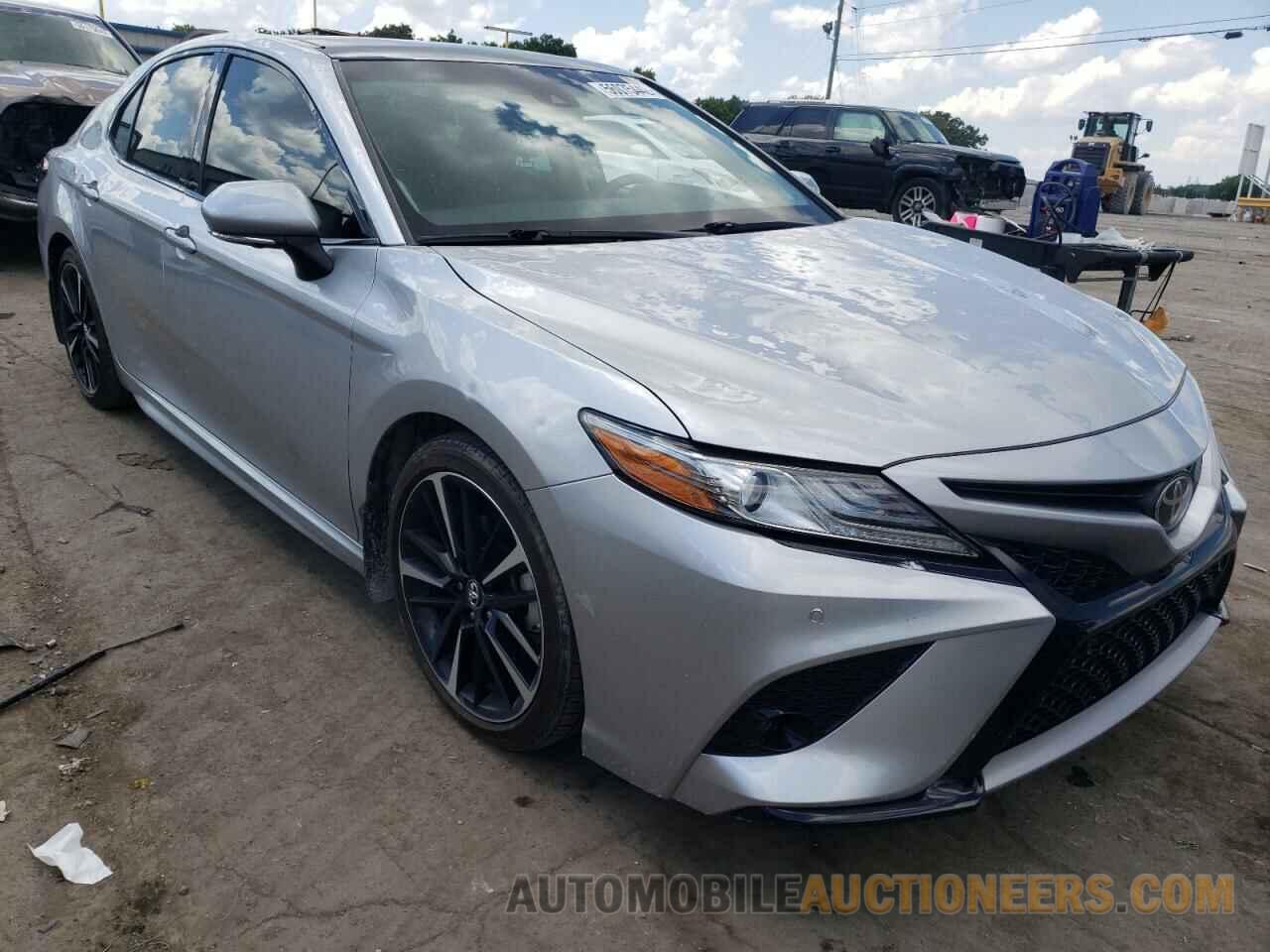 4T1BZ1HK6JU005042 TOYOTA CAMRY 2018