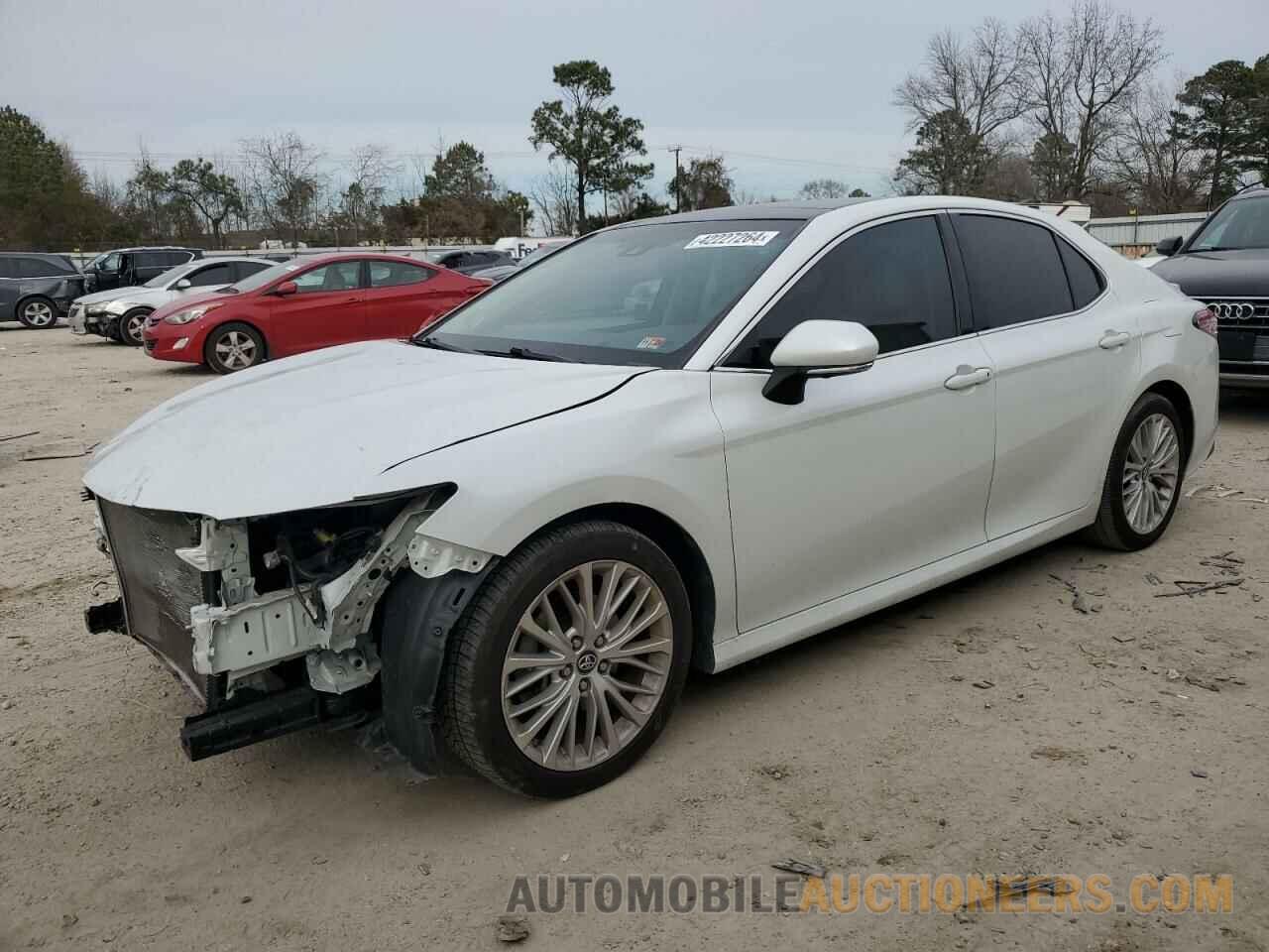 4T1BZ1HK6JU011598 TOYOTA CAMRY 2018