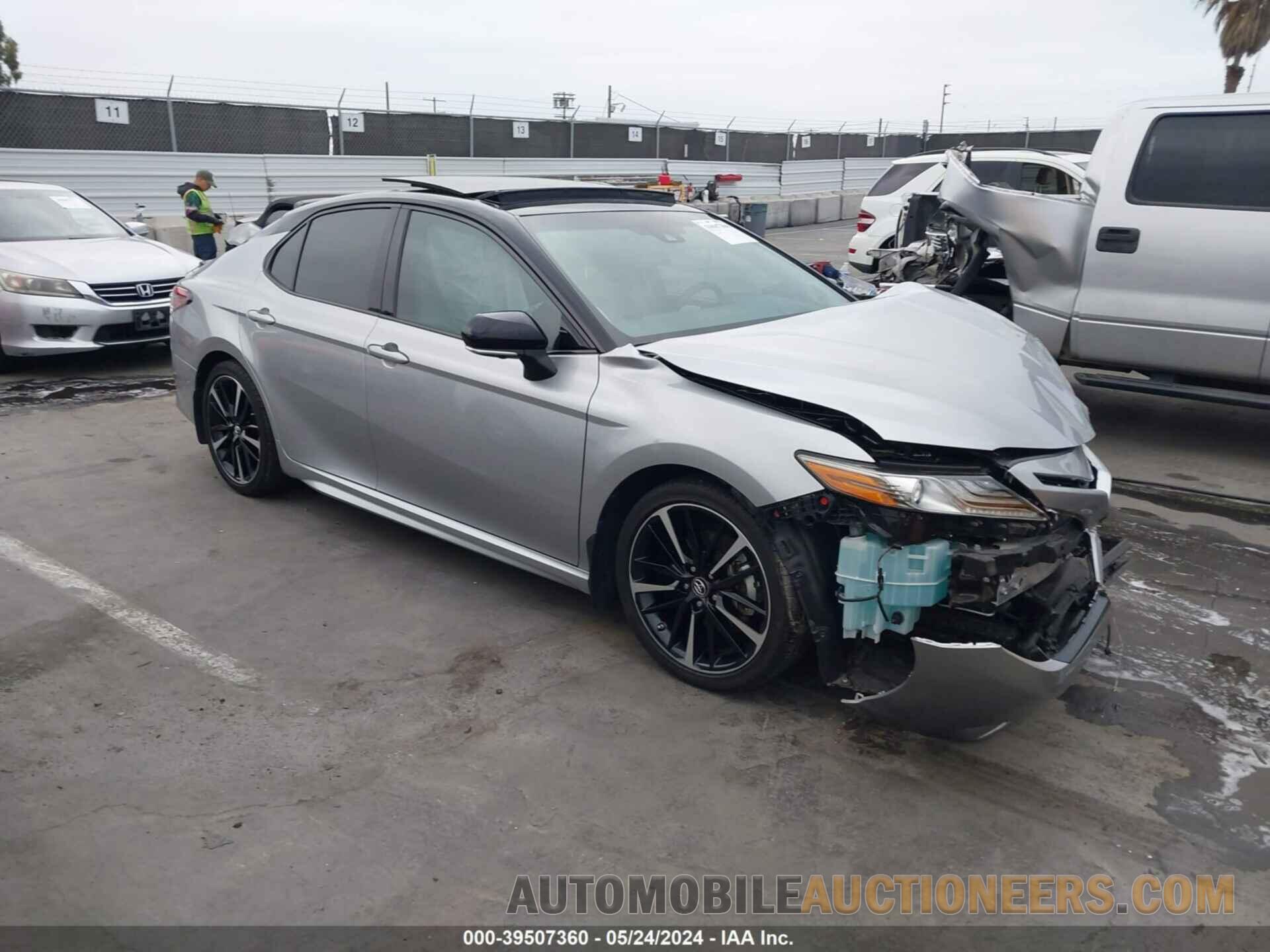 4T1BZ1HK6JU012427 TOYOTA CAMRY 2018